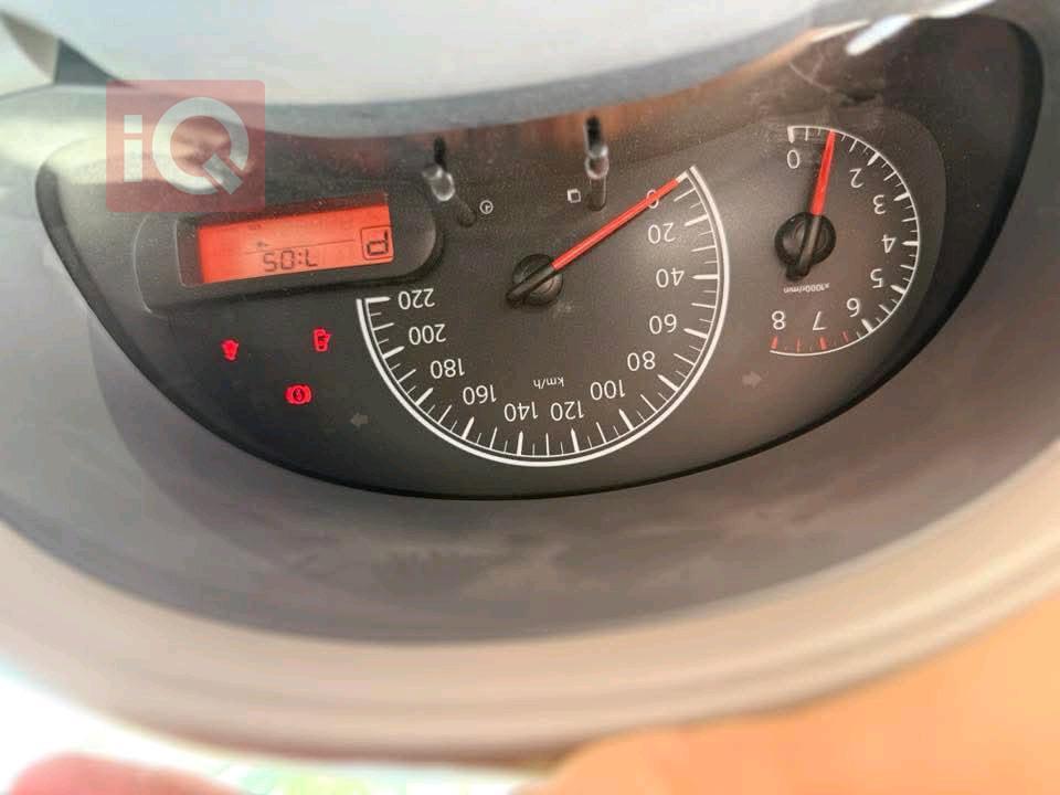 نيسان صني